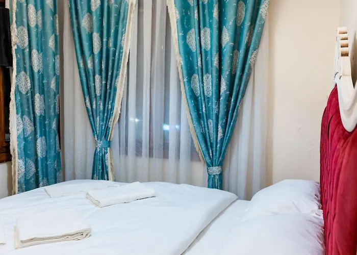 Mirapartotel Отель *