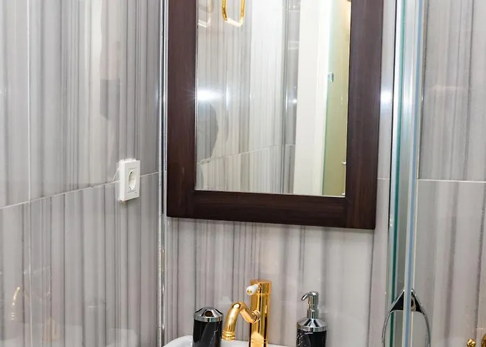 Отель Mirapartotel