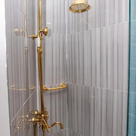 Mirapartotel فندق