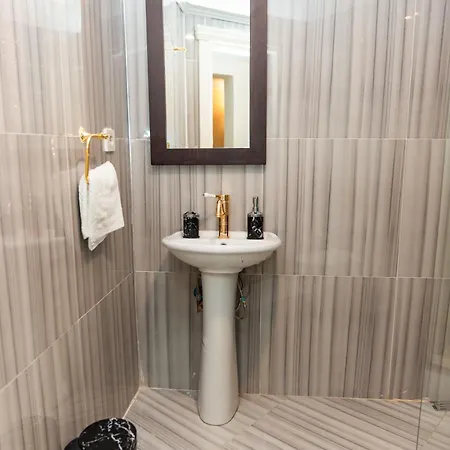 Mirapartotel فندق