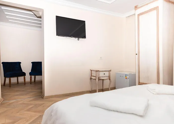 Mirapartotel Hotel *