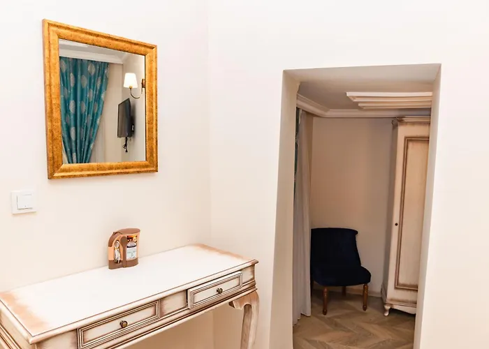 Mirapartotel Hotel *