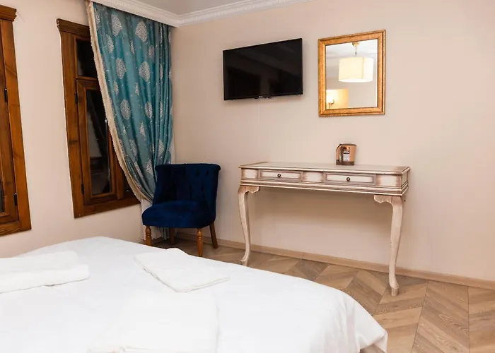 Mirapartotel Hotel *