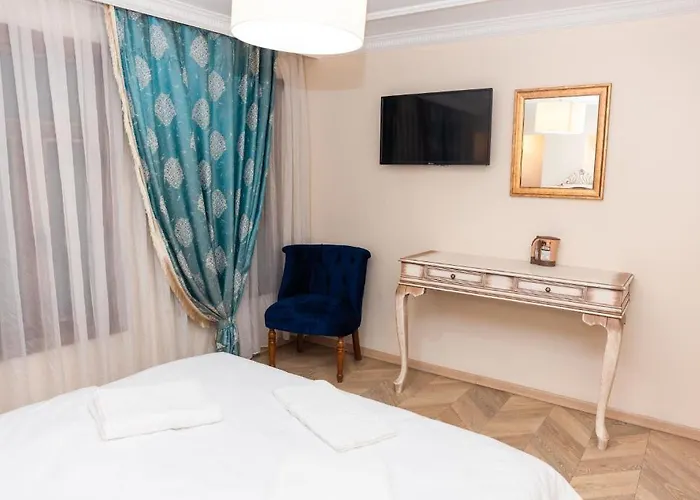 Mirapartotel Hotel *